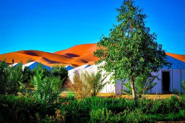 Riad Les Roches Merzouga Esterno foto