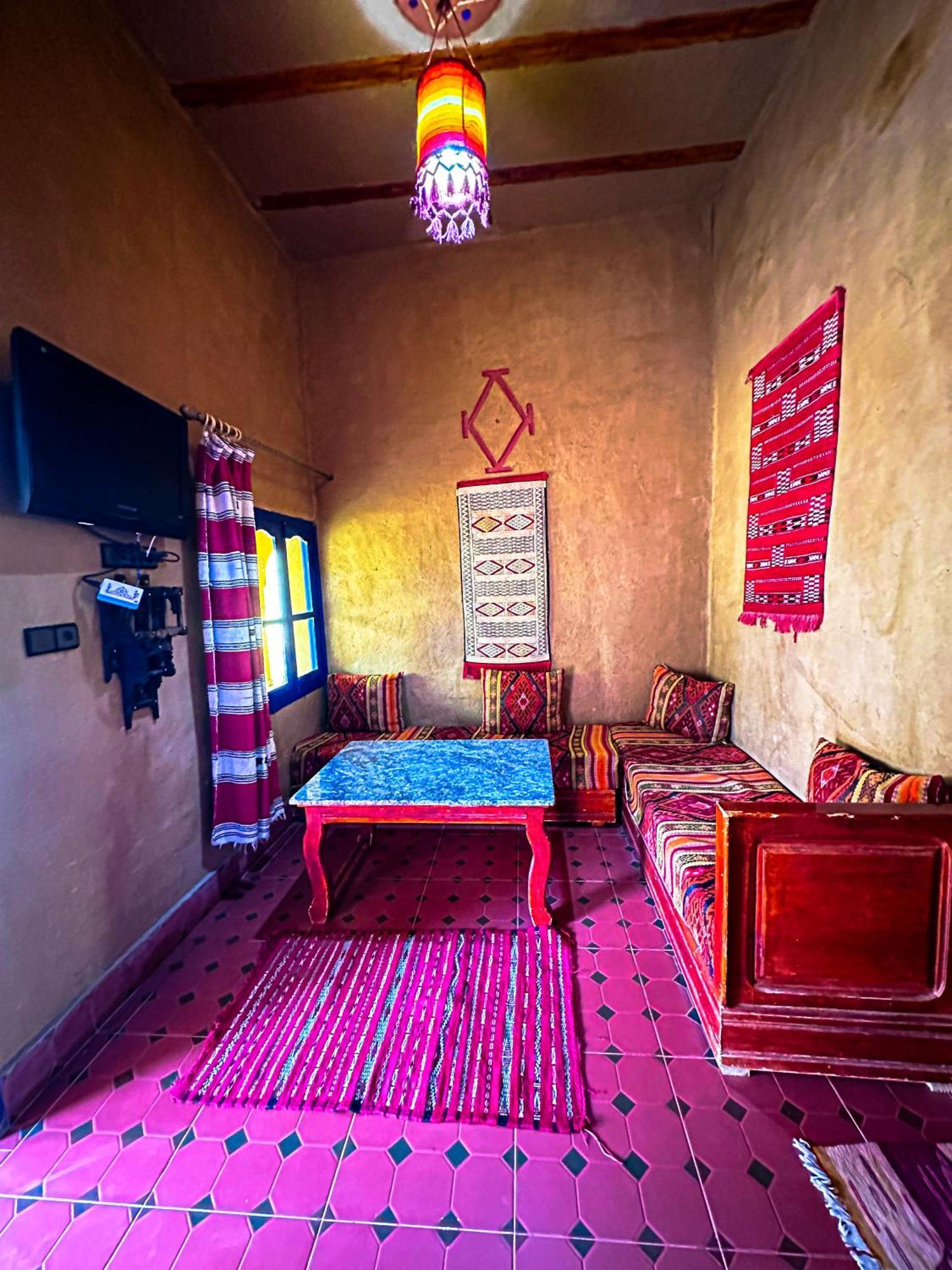 Riad Les Roches Merzouga Esterno foto