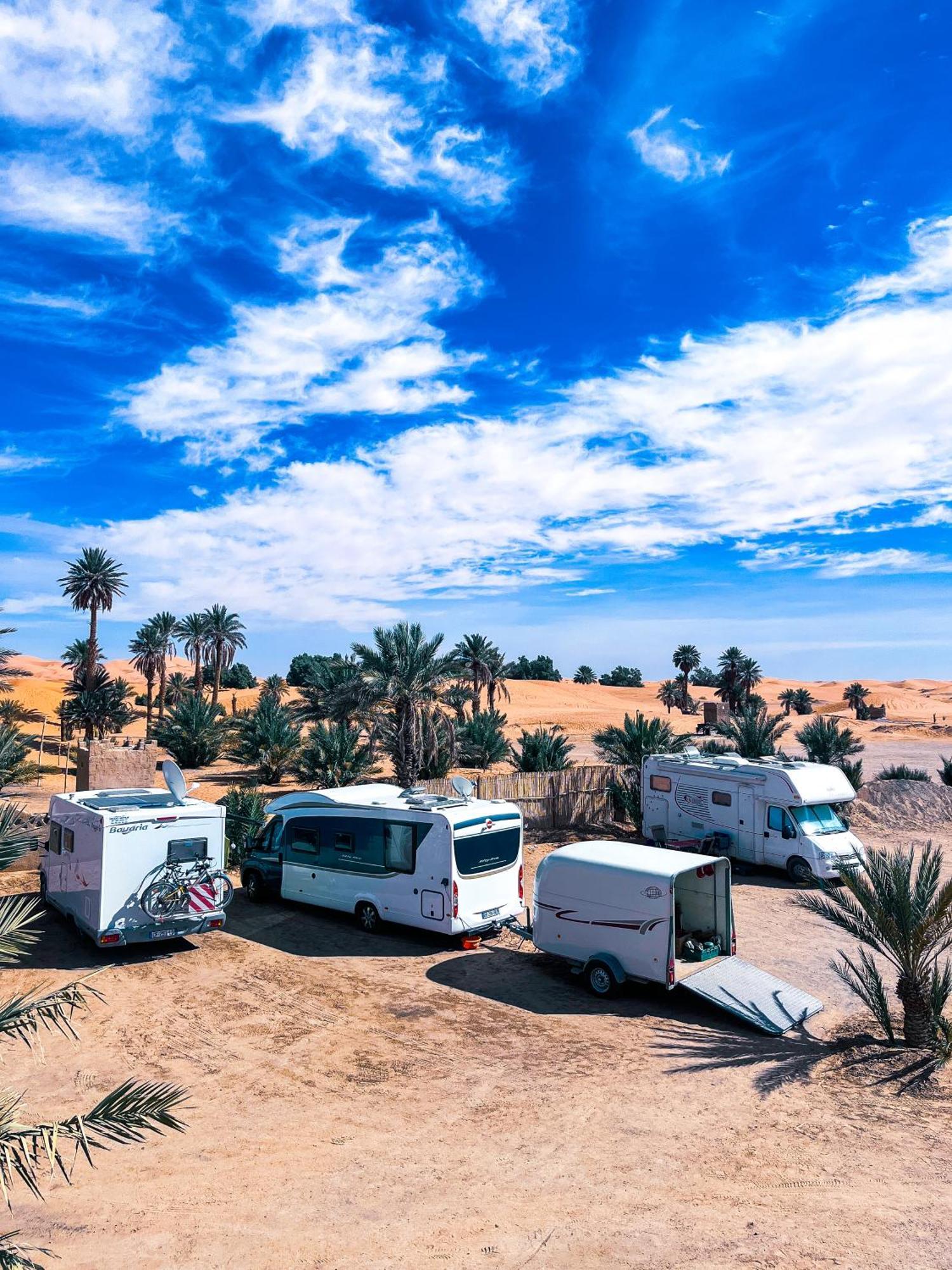 Riad Les Roches Merzouga Esterno foto