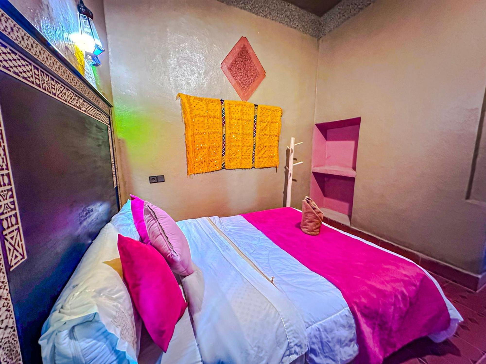 Riad Les Roches Merzouga Esterno foto