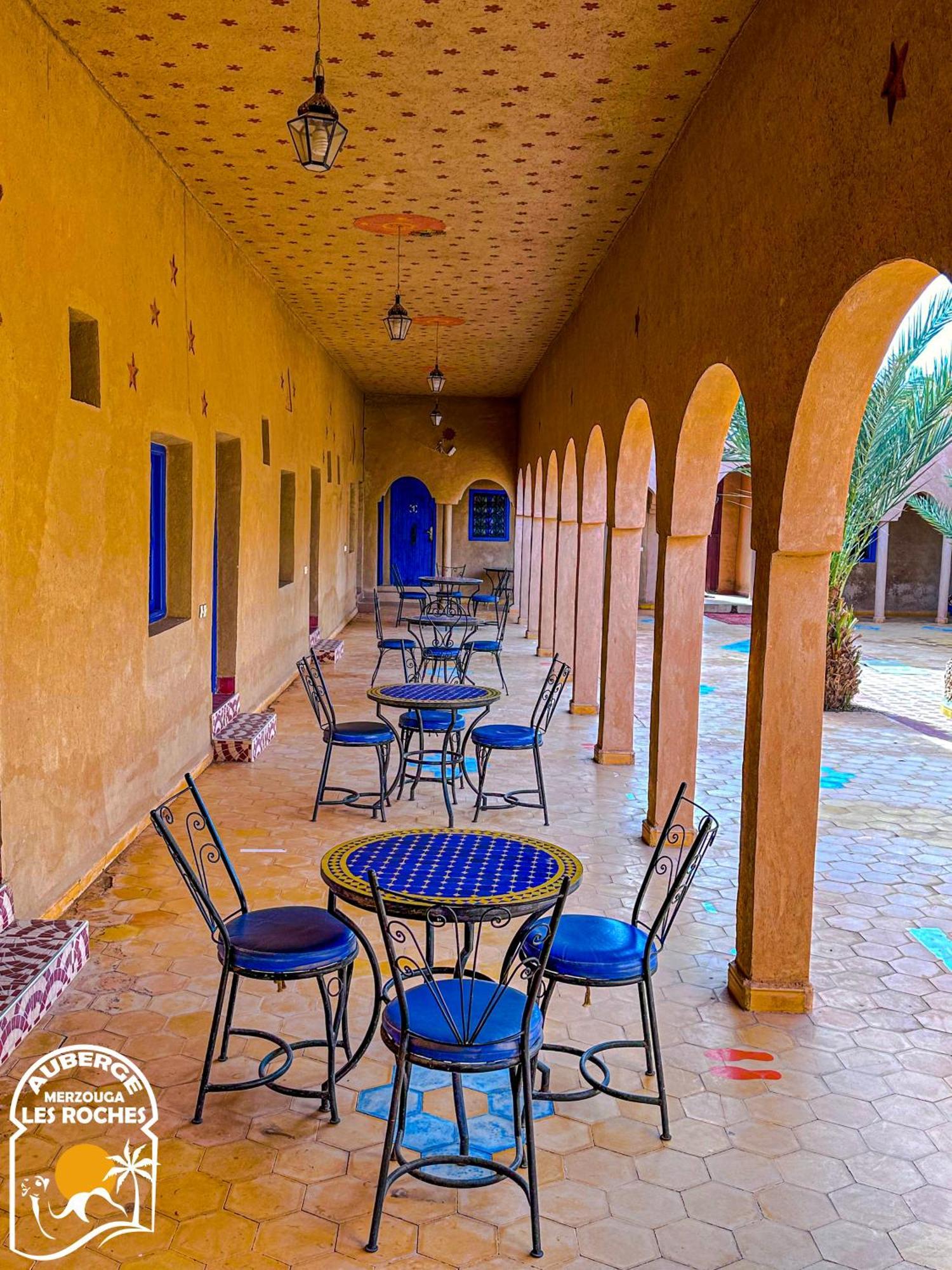 Riad Les Roches Merzouga Esterno foto